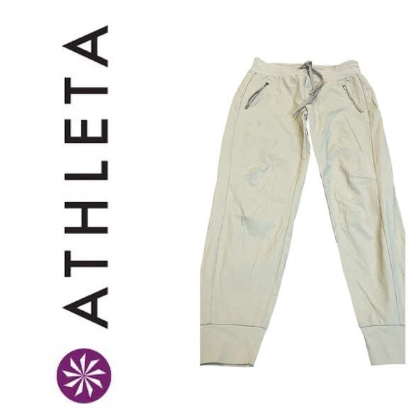 Athleta Pants - ATHLETA TREKKIE NORTH HIGH RISE JOGGER PANTS LIGHT KHAKI SIZE 6